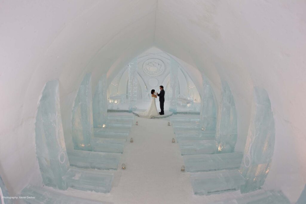 hotel-de-glace-dest-apr2013-001