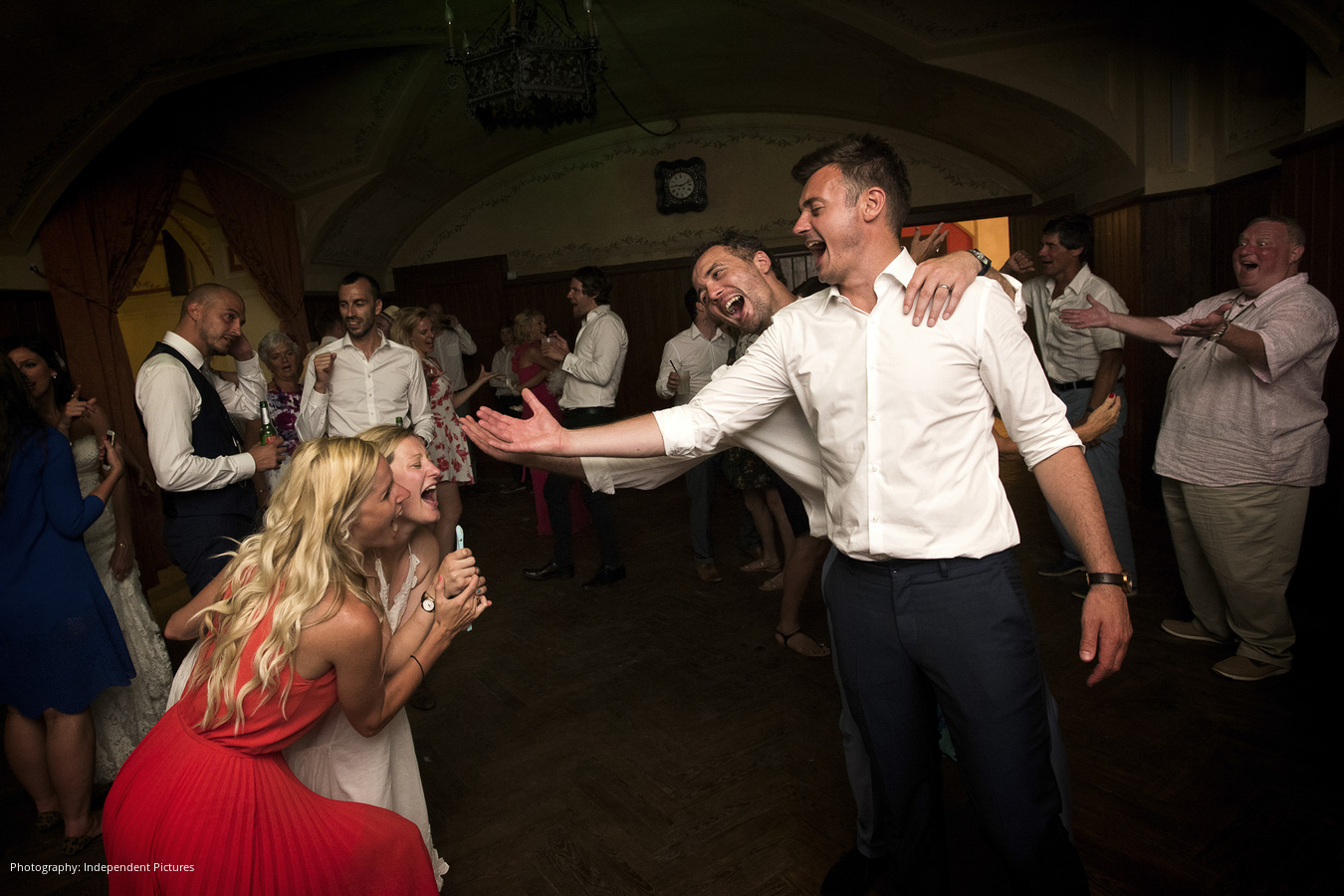 Independent Pictures, wedding photographer Italy