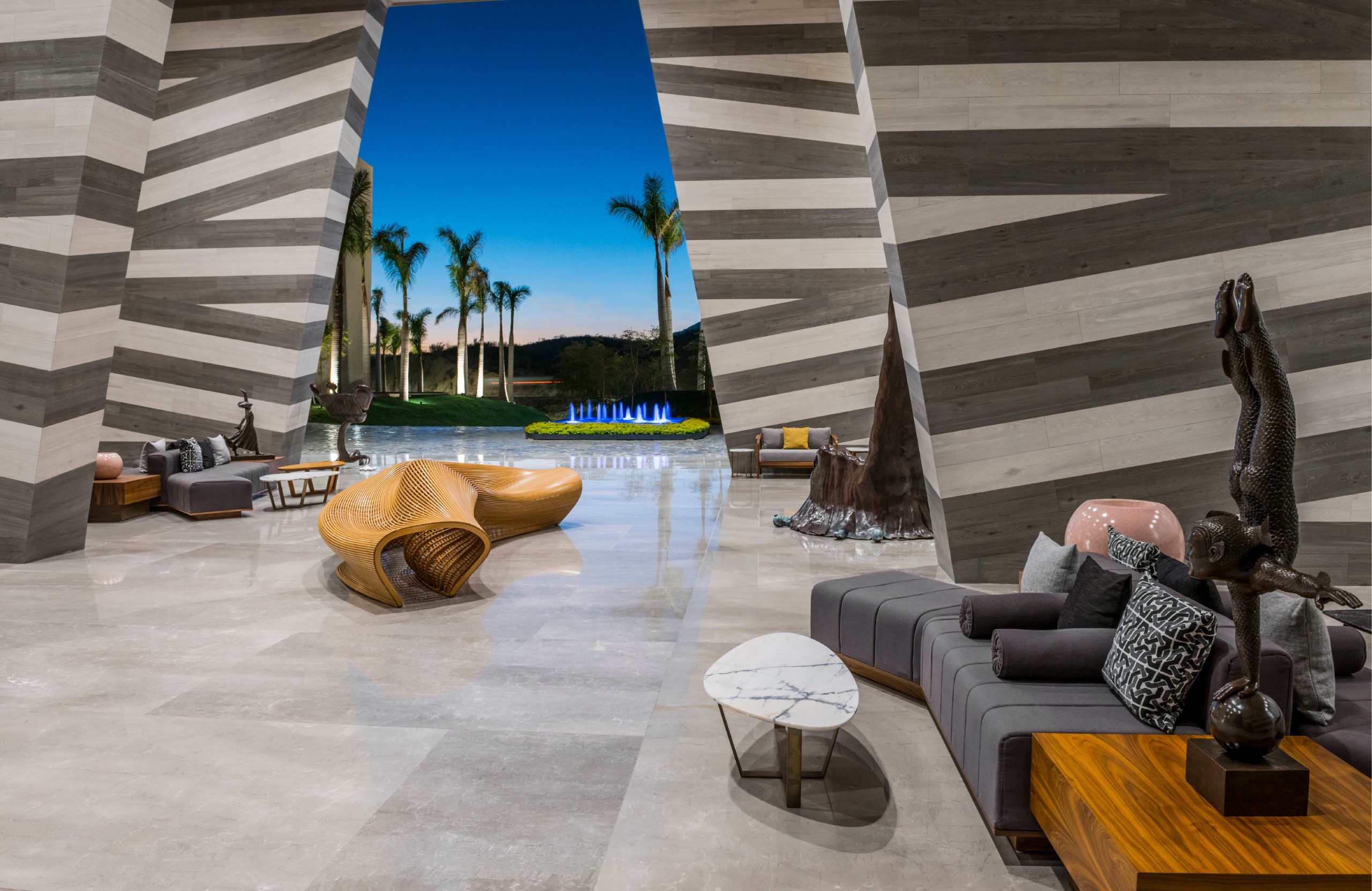 Grand Velas 2