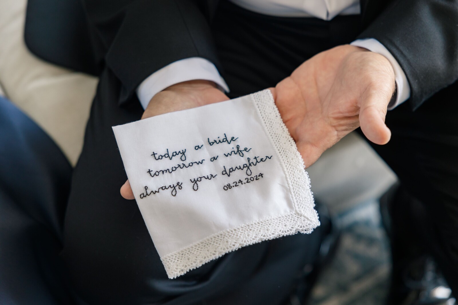 J+S_WED-1196