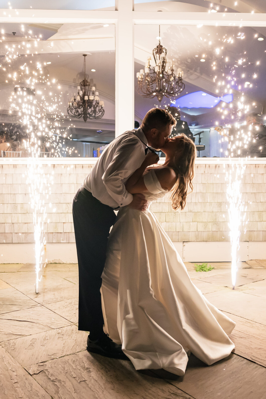 J+S_WED-2184