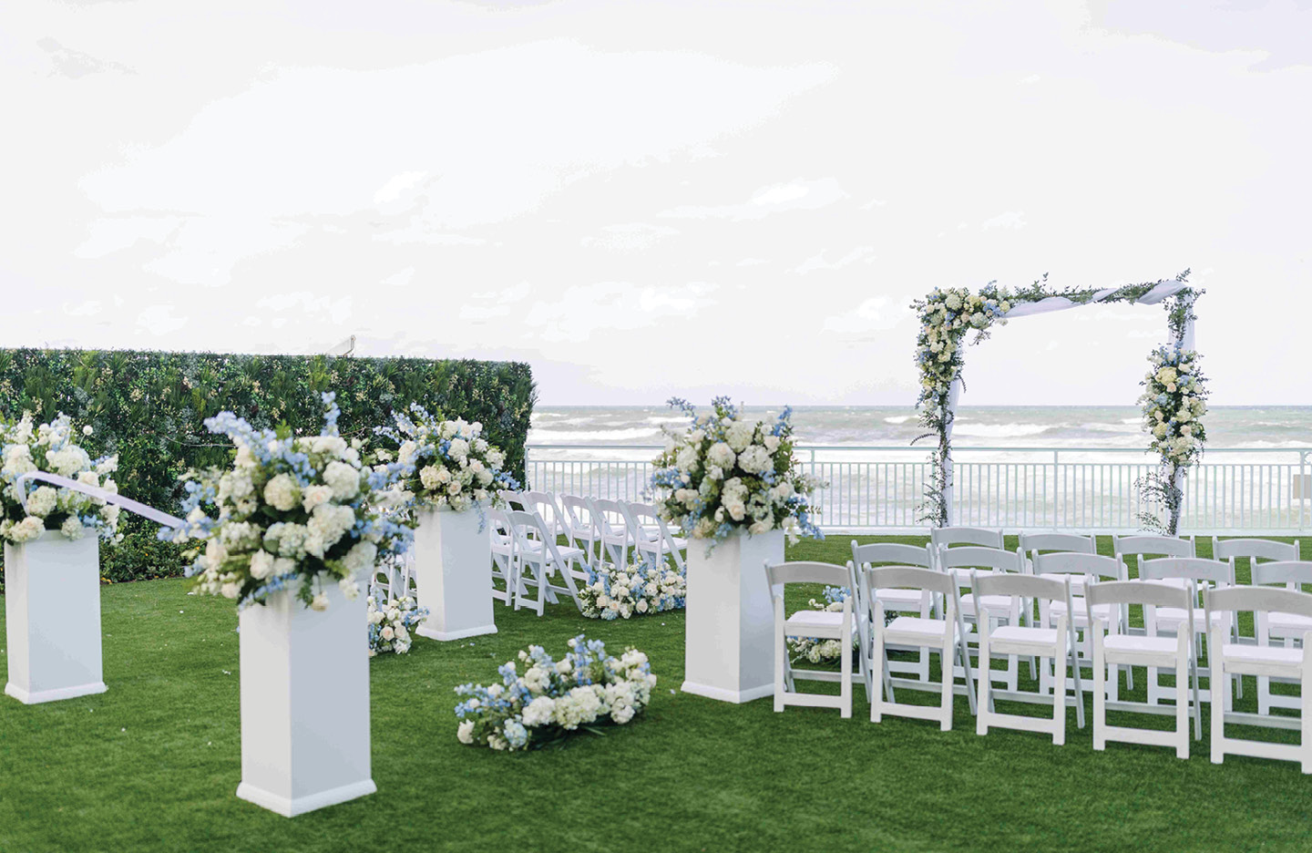 Eau Palm Beach Resort Feature3