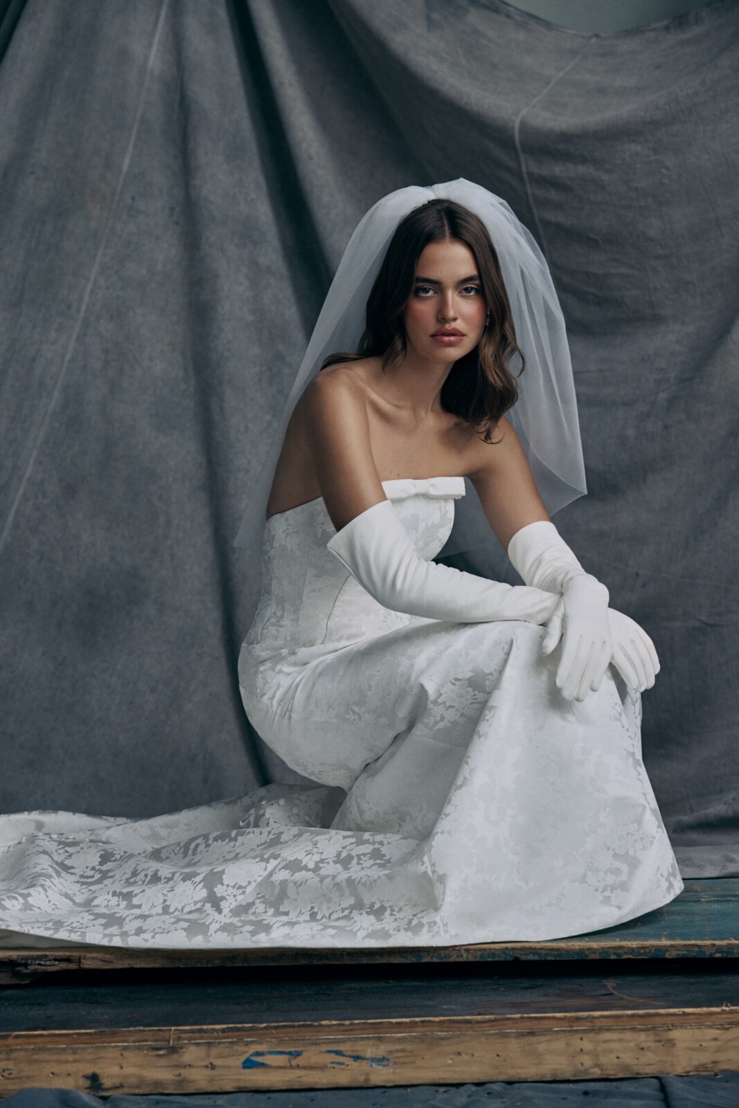 elysia-anne-barge-wedding-dress2