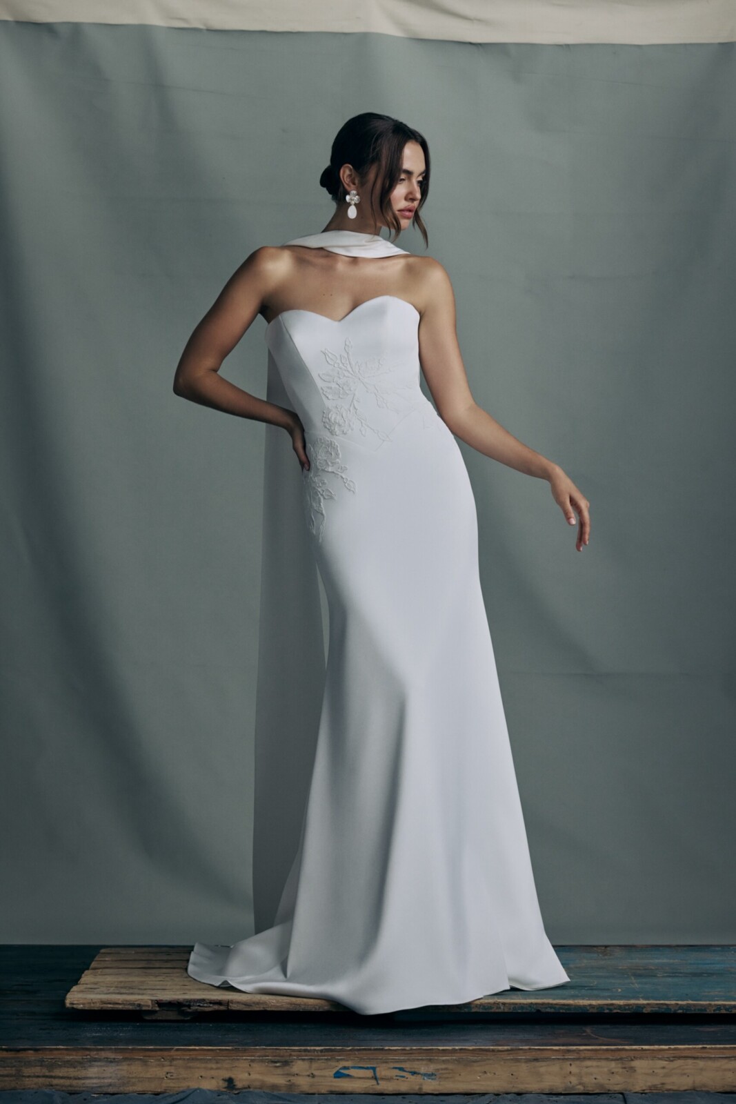 luminaire-anne-barge-wedding-dress-10
