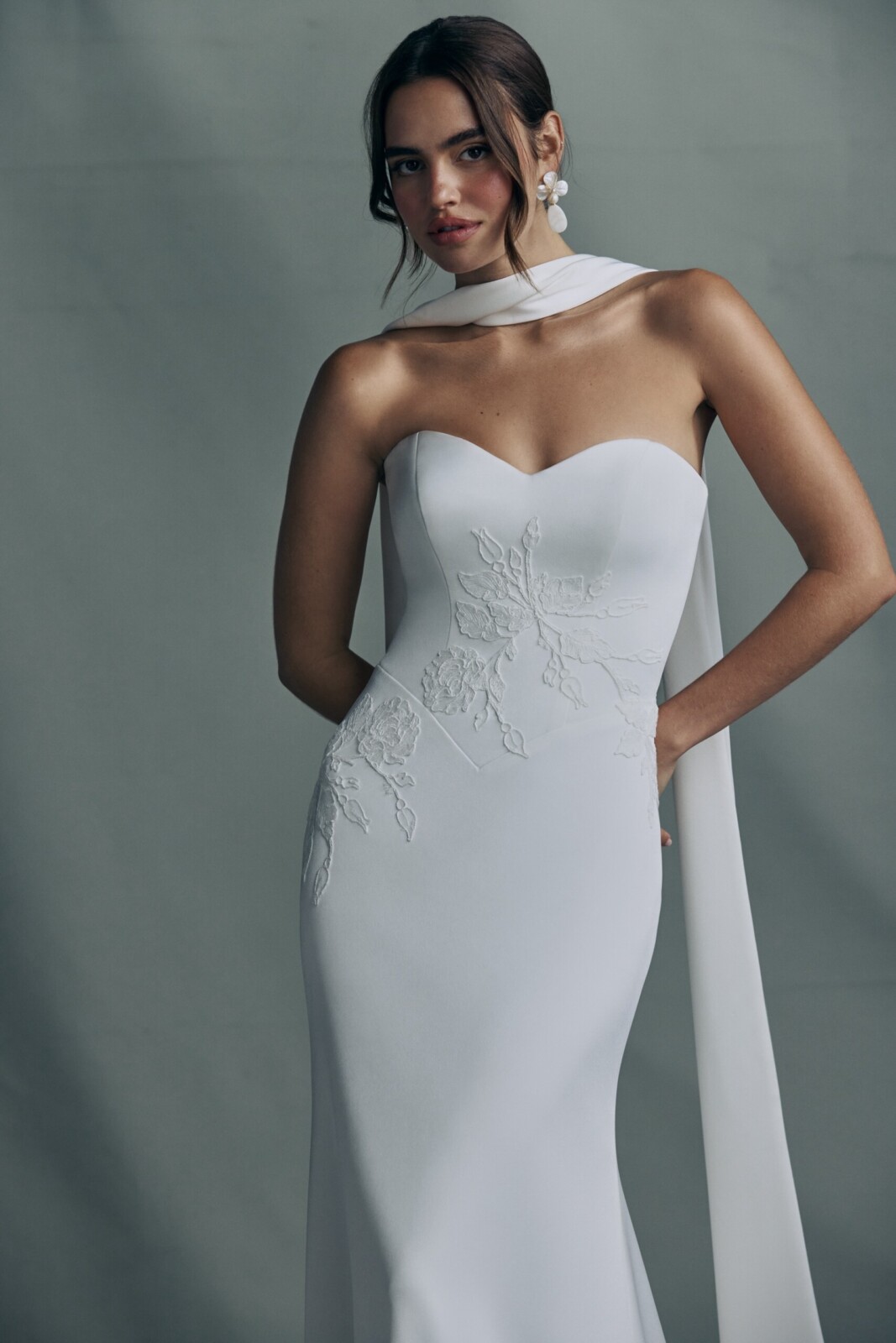 luminaire-anne-barge-wedding-dress25