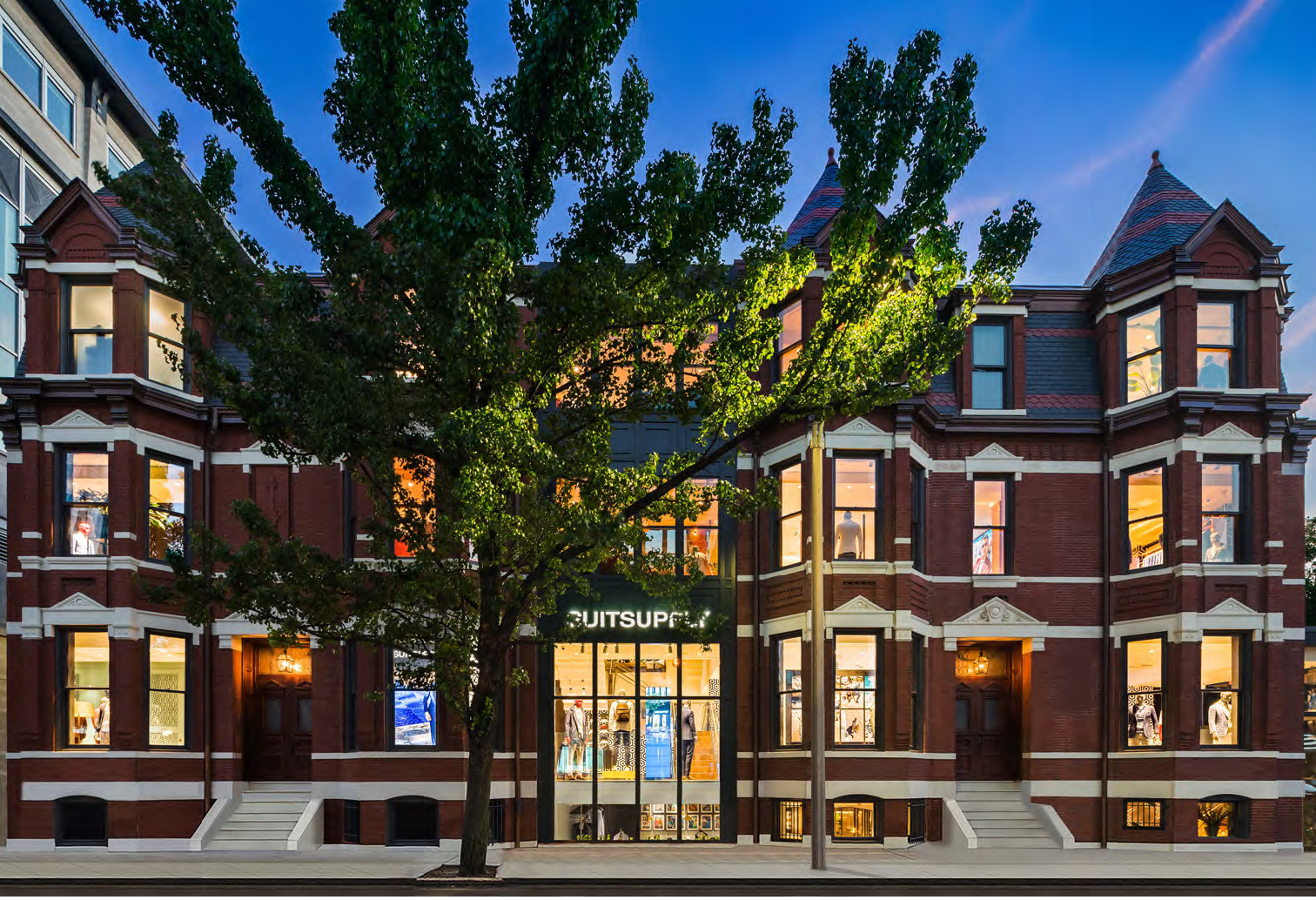 Exterior of Suitsupply Boston Store