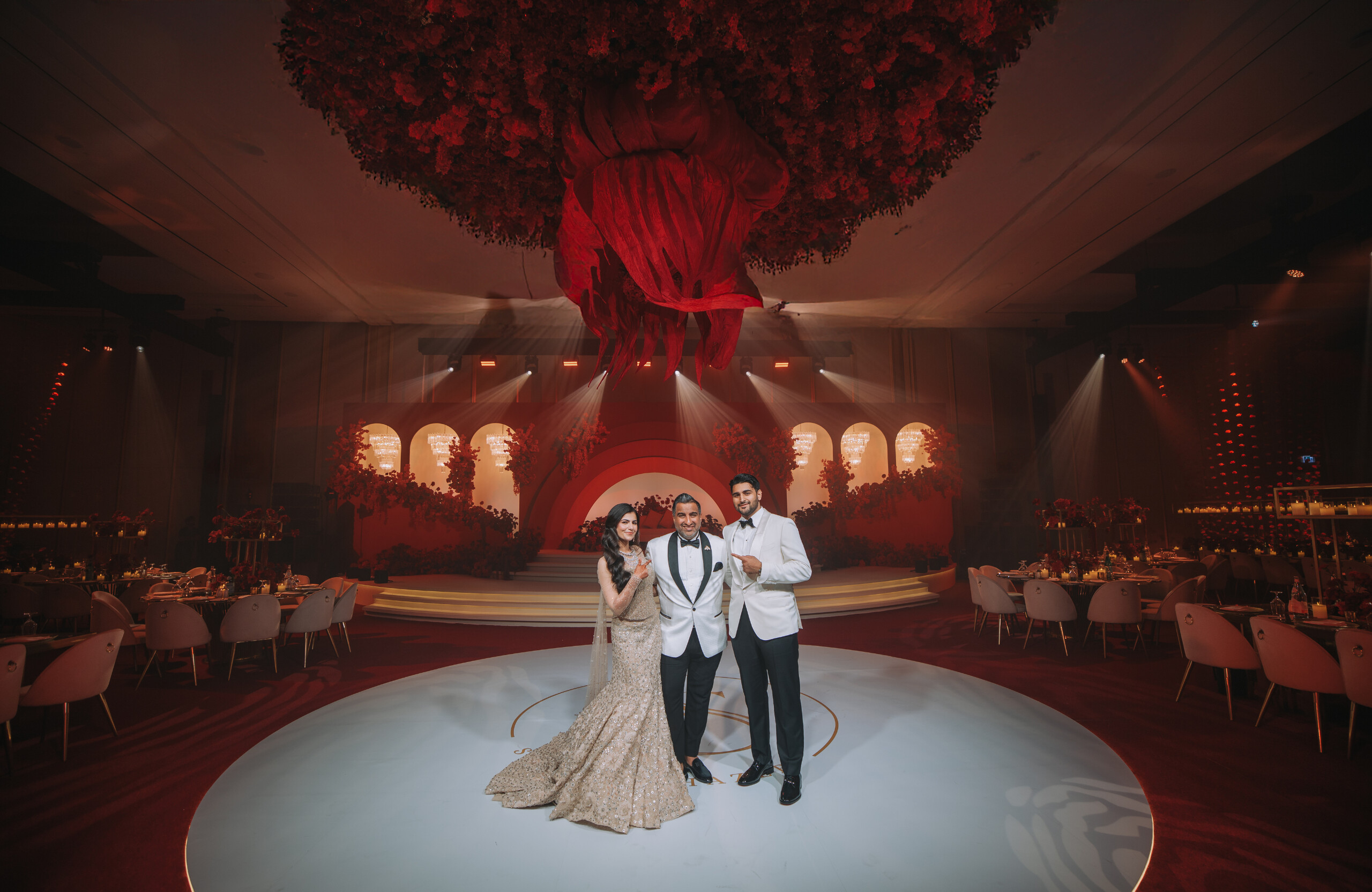 Arun Bablani from Vivaah Weddings with bride and groom