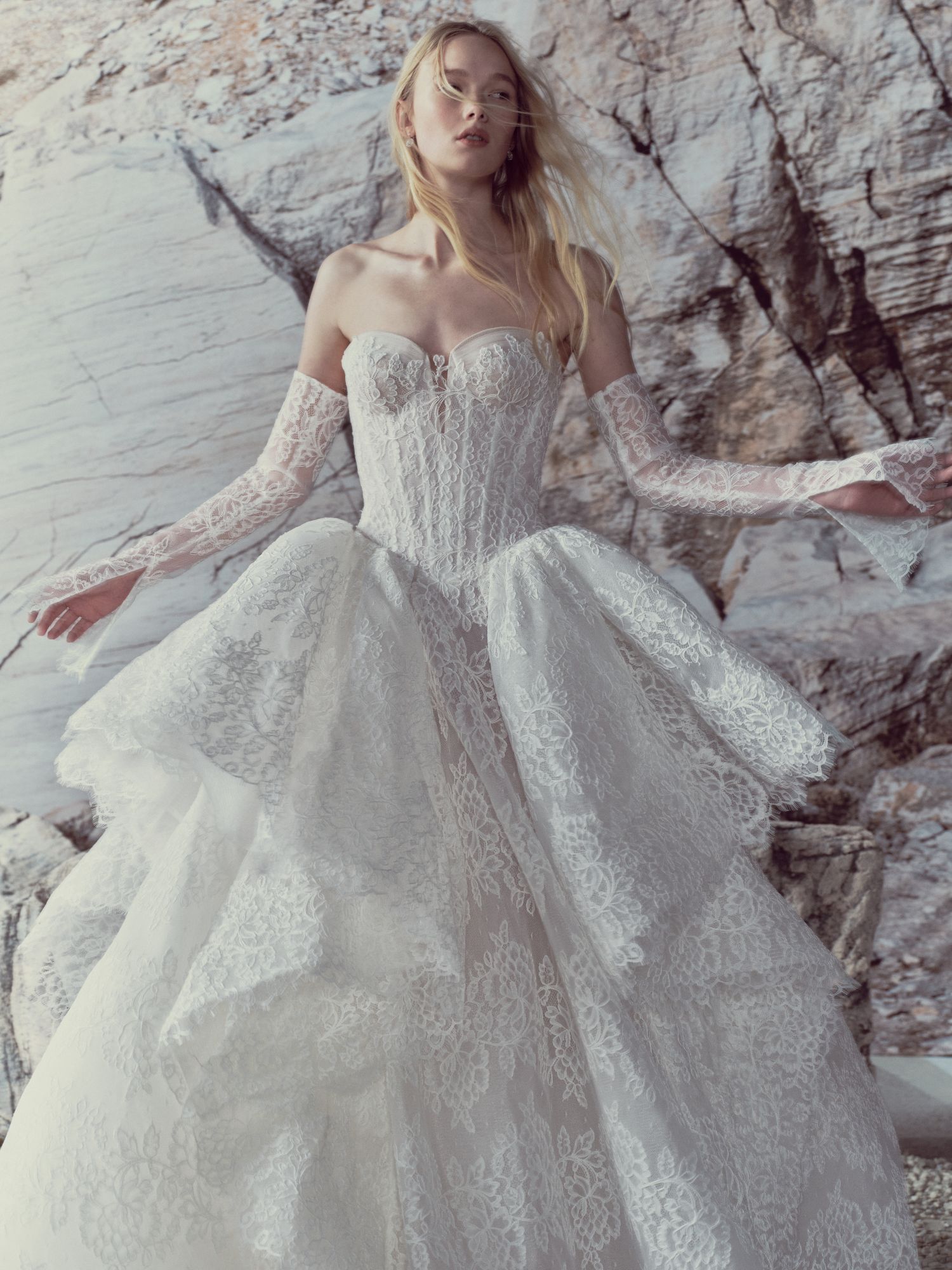 VIVIENNE_SS27_RV_RIVINI