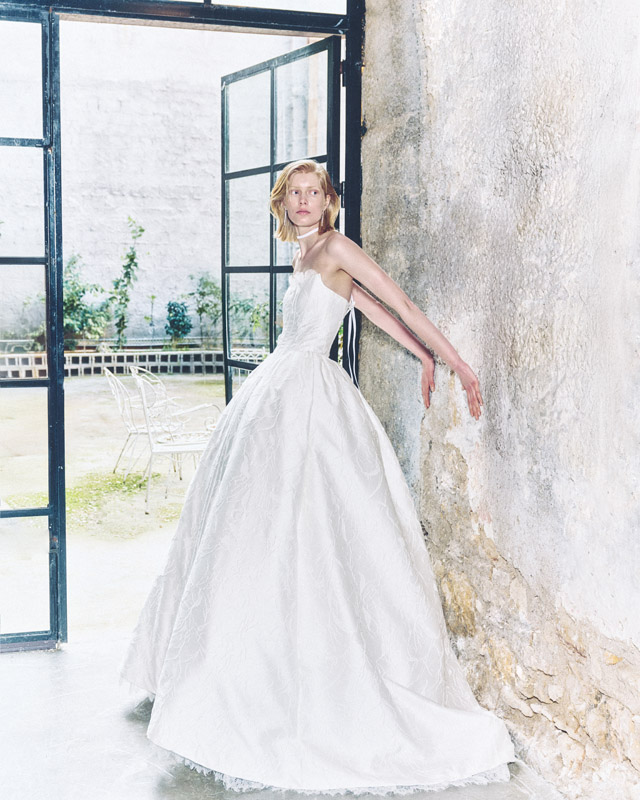 costarellos_wedding_dress_2027