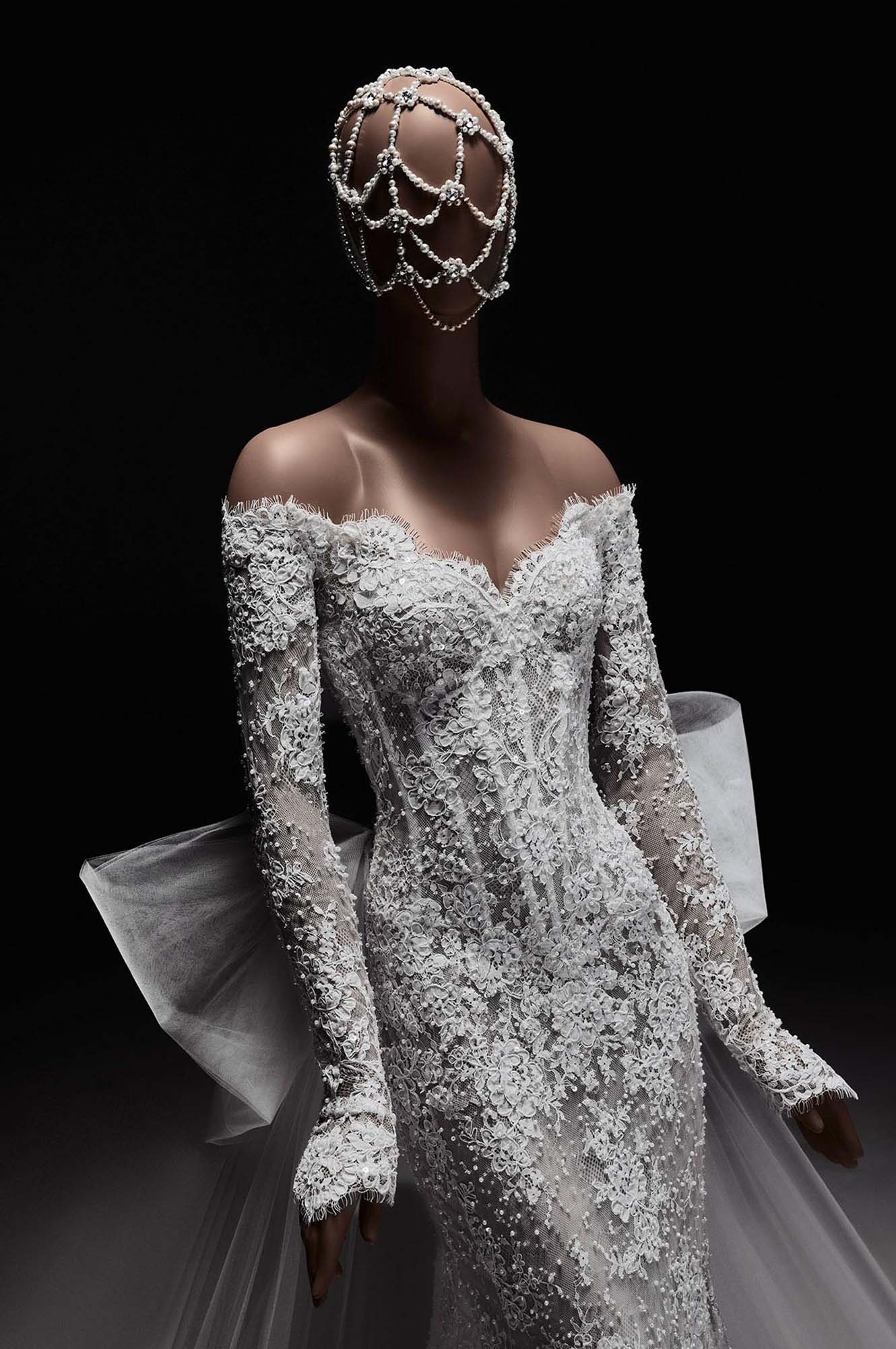 zuhair_murad_wedding_gown_spring_2007_3 from the zuhair murad spring 2007 wedding dress collection