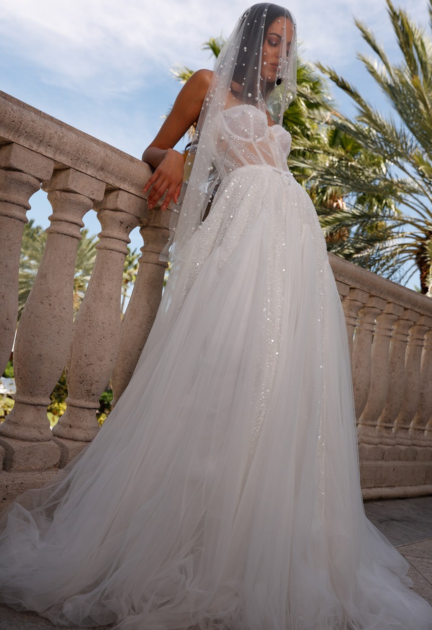 The Ritz-Carlton, Grand Cayman Bride on Veranda