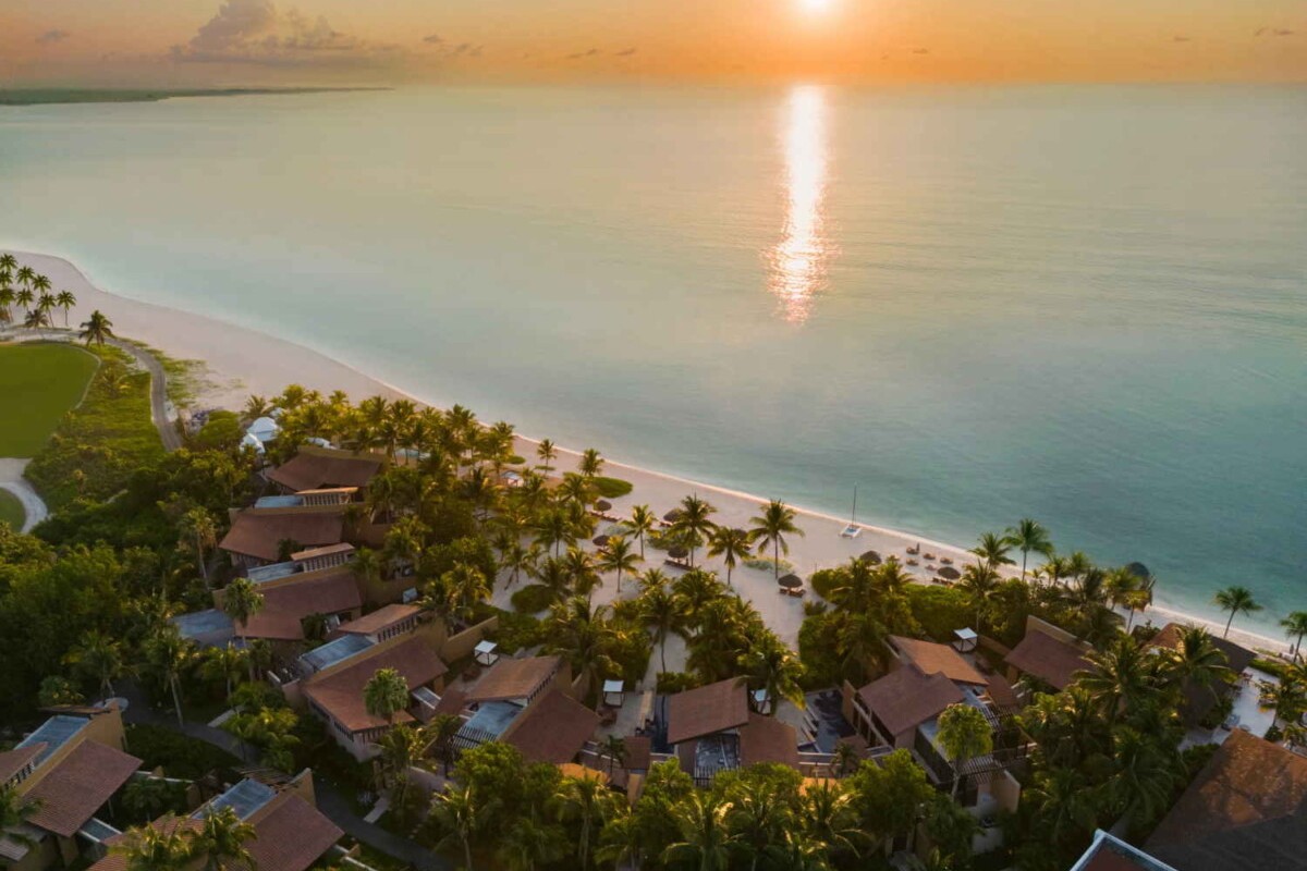 Banyan-Tree-Mayakoba_BEACHFRONT_VILLAS_AERIAL_View-1200x900