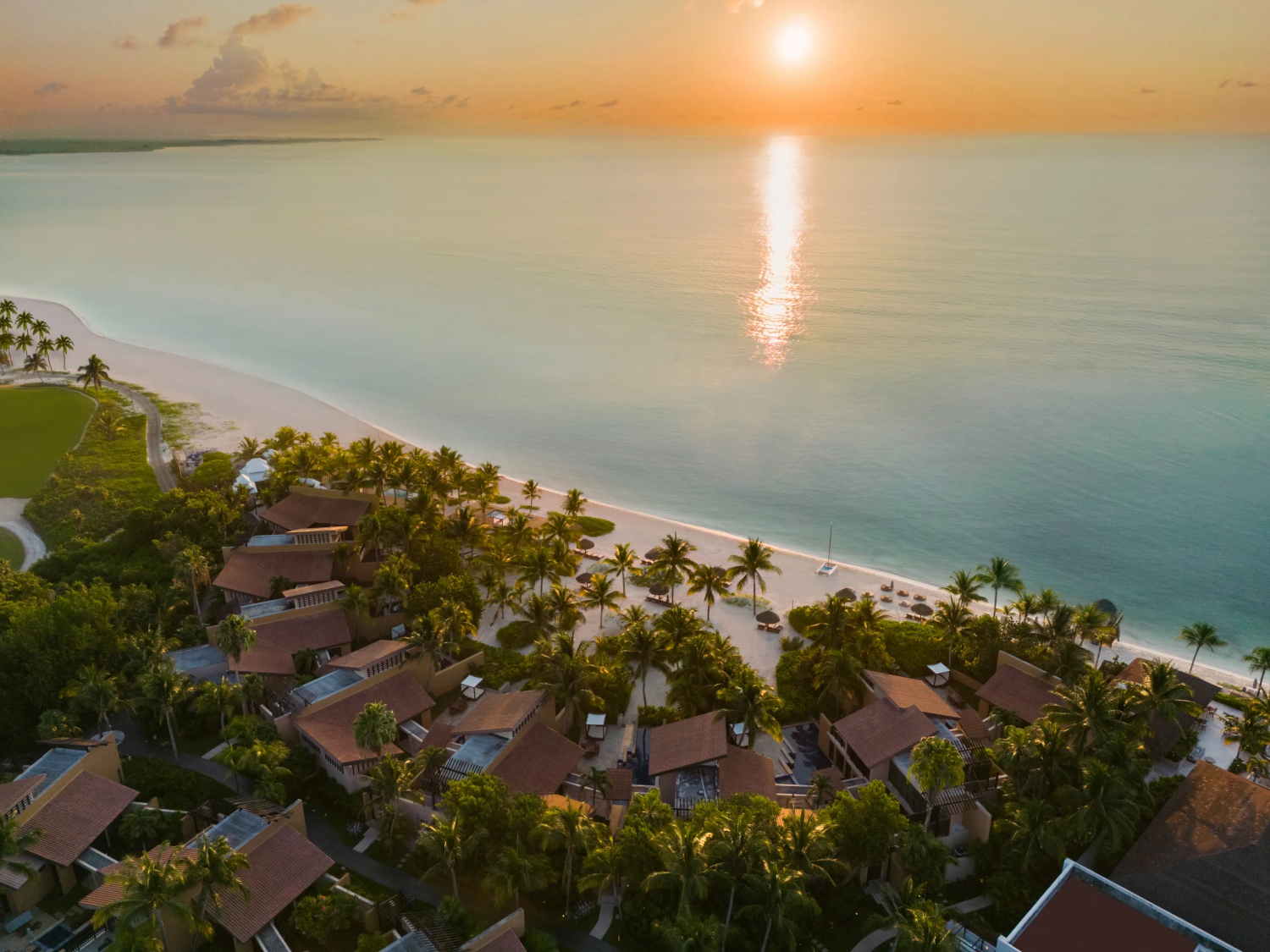 Banyan Tree Mayakoba_BEACHFRONT_VILLAS_AERIAL_View Banyan Tree Mayakoba_BEACHFRONT_VILLAS_AERIAL_View